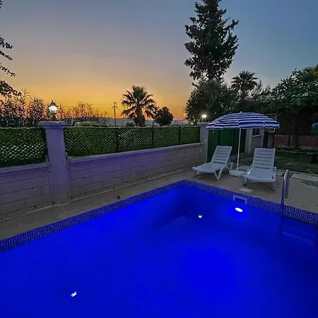 Villa Airport Villa With Private Pool 2