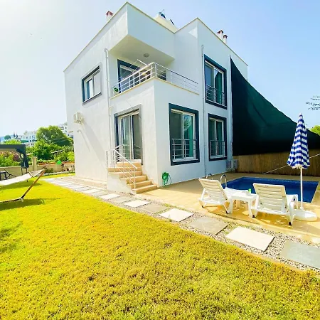 Villa Airport Villa With Private Pool 2